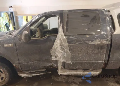 2005 Ford F-150 из США, поврежденный, VIN 1FTPW14505FA01128